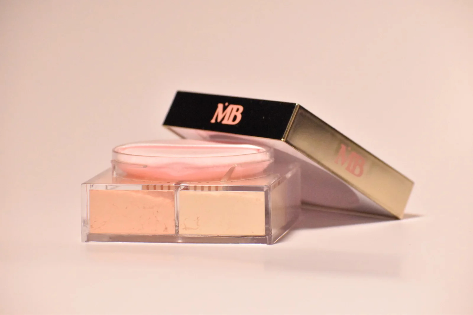 Polvo translúcido 4 tonos Majikal Beauty - Imagen 3